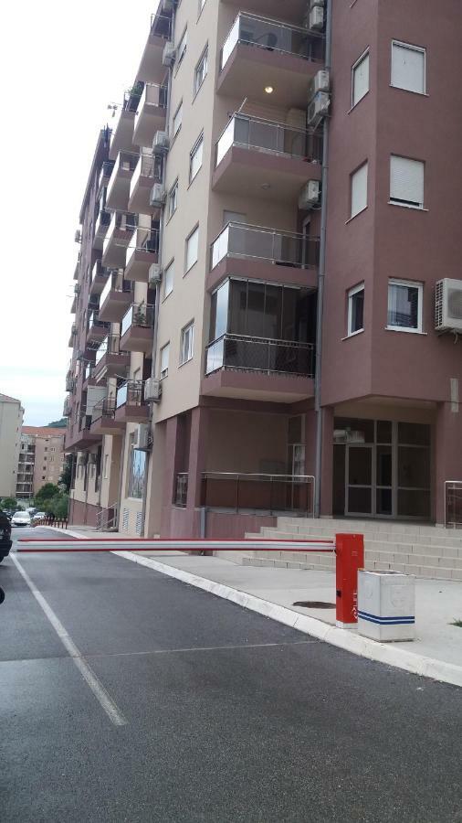 Apartment S&S บุดวา ภายนอก รูปภาพ